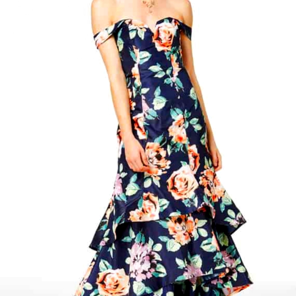 Sequin Hearts Floral dress size 9